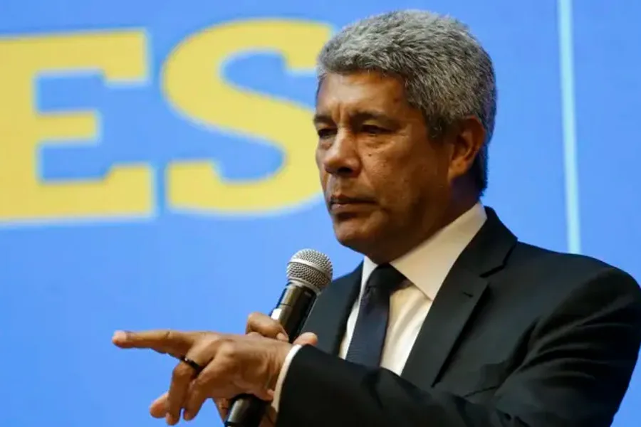 Governador da Bahia pede investigação sobre atuação da PM em chacina