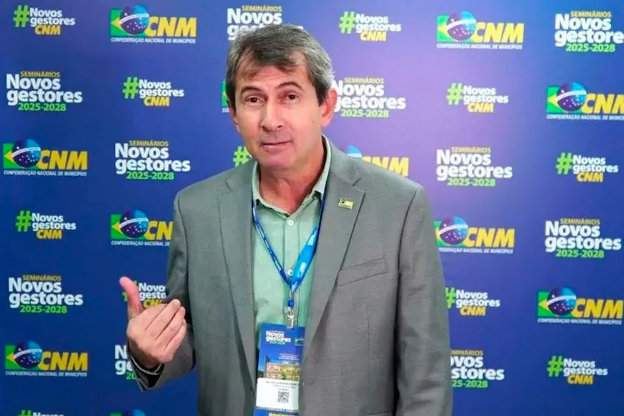 Caos administrativo em Itanhém: prefeito Bemtivi perde prazo e não envia contas da prefeitura ao TCM-BA