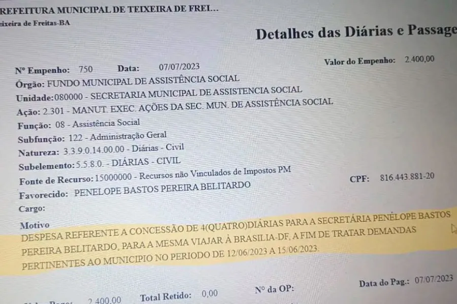 Farinha do Mesmo Saco: Prefeito de Teixeira de Freitas, sua esposa e o Procurador Geral são os campeões na “Farra das Diárias” Farinha do Mesmo Saco: Prefeito de Teixeira de Freitas, sua esposa e o Procurador Geral são os campeões na “Farra das Diárias”
