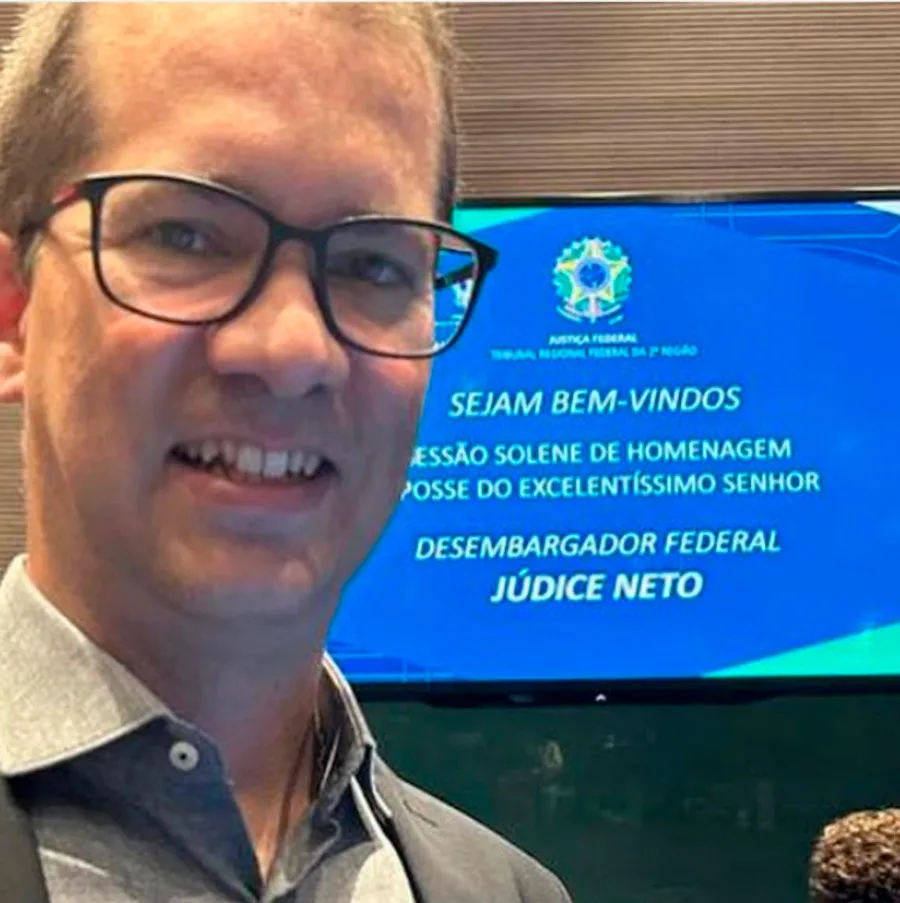 Escândalo – algo de podre no ar: Desembargador Federal preso pela PF é amigo do “marcelo prefeito” e da primeira-dama Escândalo – algo de podre no ar: Desembargador Federal preso pela PF é amigo do “marcelo prefeito” e da primeira-dama