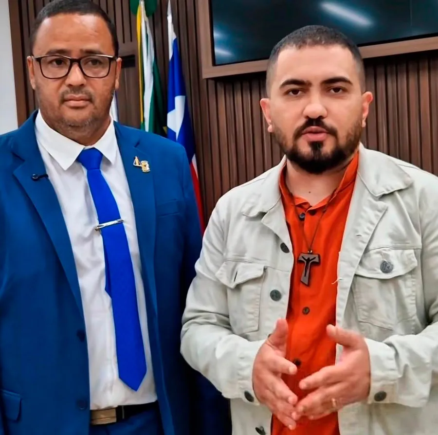 Três CPIs e escândalos expostos as peças de campanha da mulher do prefeito