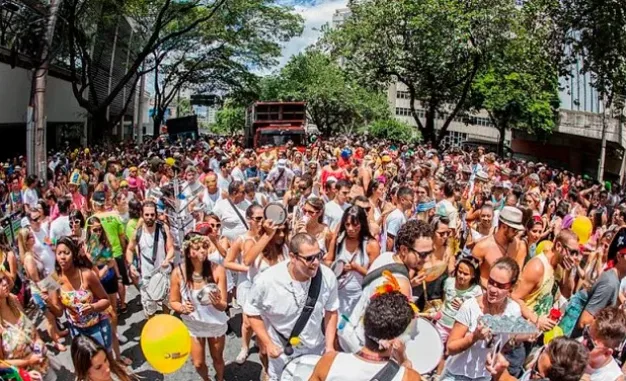 Edital para blocos de Carnaval de BH com dinheiro público tem indício de irregularidade